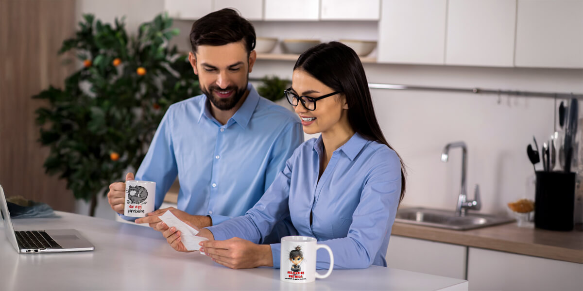 Kubki, które poprawią nastrój — inspiracje do porannej kawy