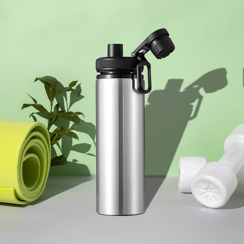 Srebrny bidon 850 ml - z rączką i zamykanym ustnikiem - z Twoim nadrukiem - czarna opaska