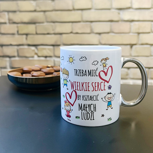 Kubek ze srebrnym uszkiem z nadrukiem "Trzeba mieć wielkie serce ..." imię