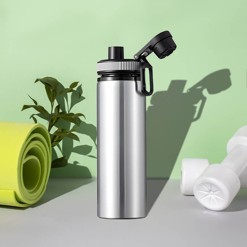 Srebrny bidon 850 ml - z rączką i zamykanym ustnikiem - z Twoim nadrukiem - szara opaska