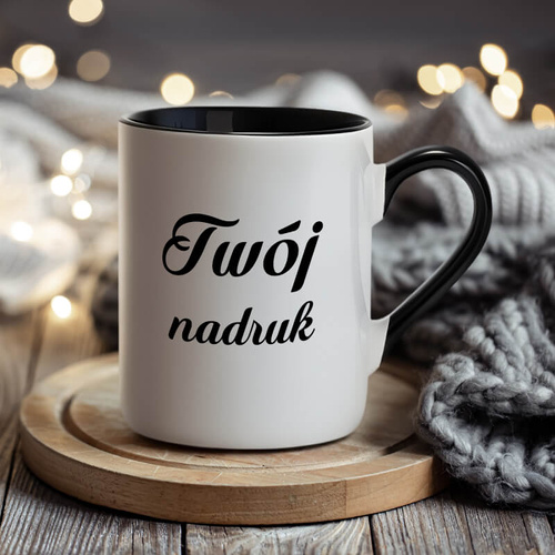 Biały kubek z Twoim nadrukiem czarne wnętrze i ucho