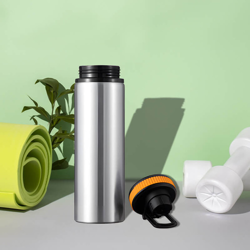 Srebrny bidon 850 ml - z rączką i zamykanym ustnikiem - z Twoim nadrukiem - żółta opaska